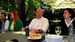 partidul local „mândri că suntem