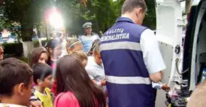 polițiștii arădeni își prezintă mașinile
