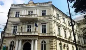 tribunalul arad i-a tras