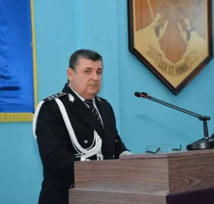cu „cele mai mici valori