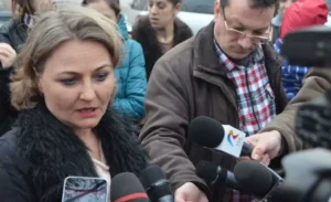 dr. corina crișan n-a mai