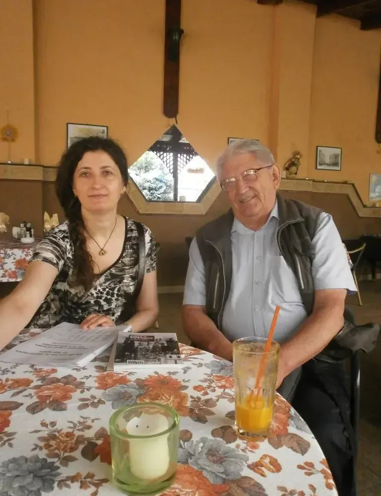 acoladă în timp” -