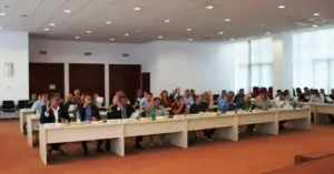 s-o vedem și pe asta