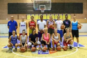 baschetbalistele fcc icim pornesc
