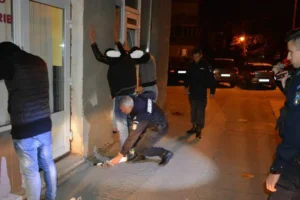 tâlhărie la podgoria. un bărbat