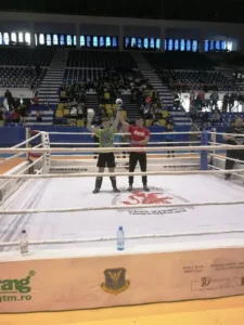 arădenii de la top fighters