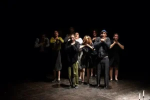 coro nero auschwitz” -