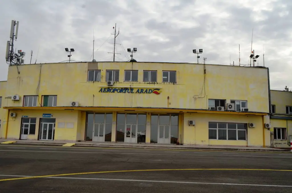 aeroportul arad