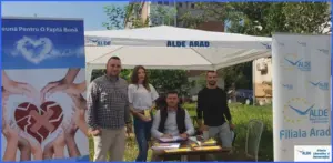 tinerii alde strâng semnături