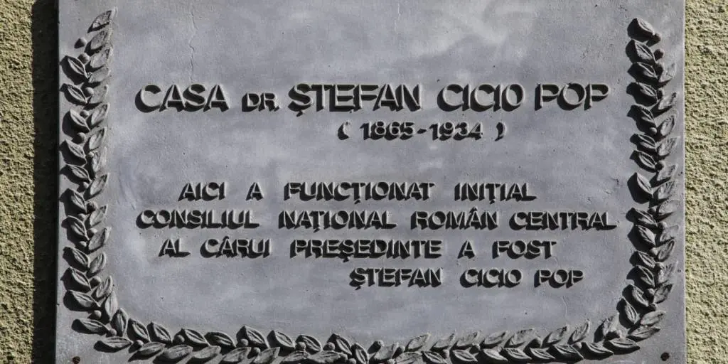 No... am comis-o și pe asta: PLACA COMEMORATIVĂ de pe casa corifeului MARII UNIRI, Ștefan Cicio-Pop, a „dispărut” în ANUL CENTENAR