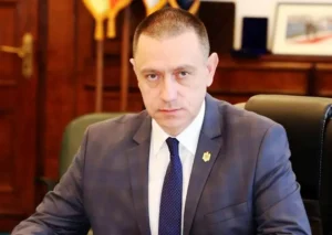 mihai fifor îi răspunde lui