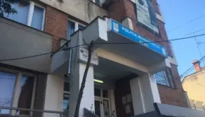 mărunți, dar mulți! hoți de toate
