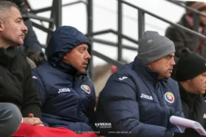 cinci juniori de la uta