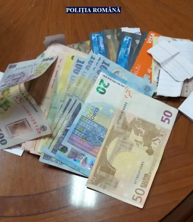 [ACTUALIZARE] CĂMĂTARUL din satul Vânători este PAZNIC angajat al Primăriei Mișca - drept urmare, procurorul de la Chișineu-Criș l-a pus pe „control judiciar”... să nu-i îngrădească dreptul la MUNCĂ!