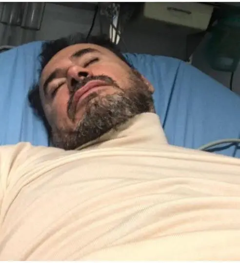 „Jucăria preferată a GENERALULUI” a rămas fără ulei și s-a gripat – dar și-a revenit imediat după ce medicii i-au injectat ceva MIRACULOS... care-ți corectează GRAMATICA!