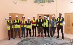 un grup de elevi