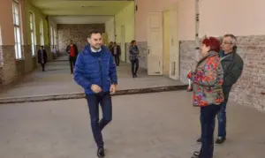 și-n pivnițe e în stare
