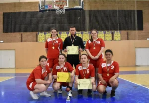 cupa sportsin a ajuns