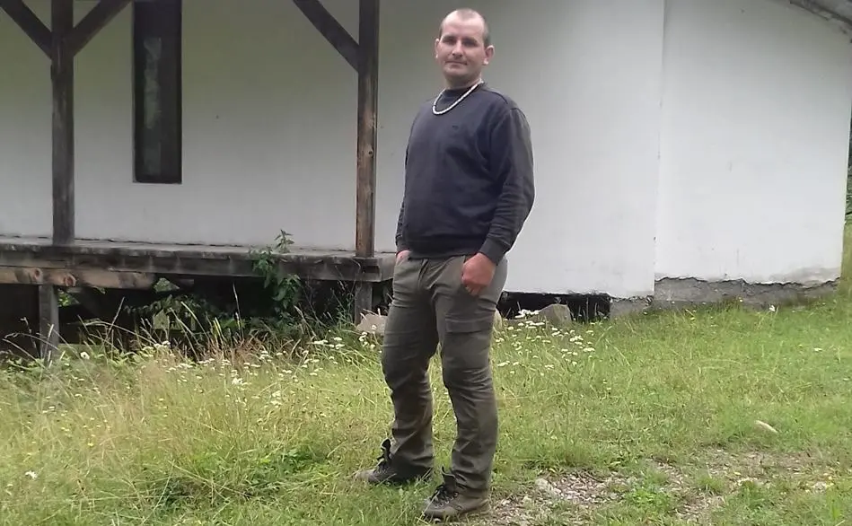 [ACTUALIZARE 19] „Elita braconierilor” din zona Gurahonț către pădurarul Sorin Jiva: „100.000 de lei ne ești dator pentru că te-am împușcat și ne-ai lezat dreptul la onoare”!