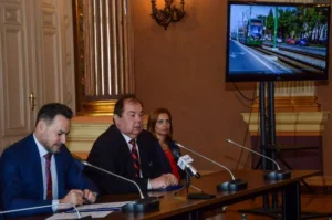falcă a bătut palma
