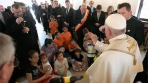 papa francisc și-a cerut iertare
