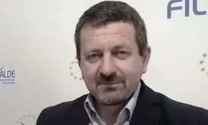 eusebiu pistru îl dă afară