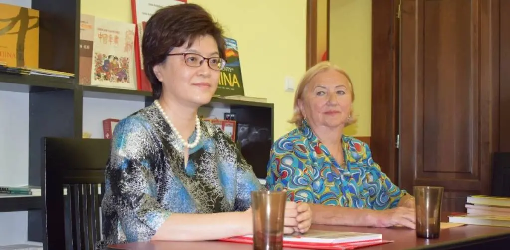 Conceptul FIRMĂ DE EXERCIȚIU - o metodă prin care absolvenților de licee economice li se oferă șansa de a înțelege exact MEDIUL DE AFACERI REAL