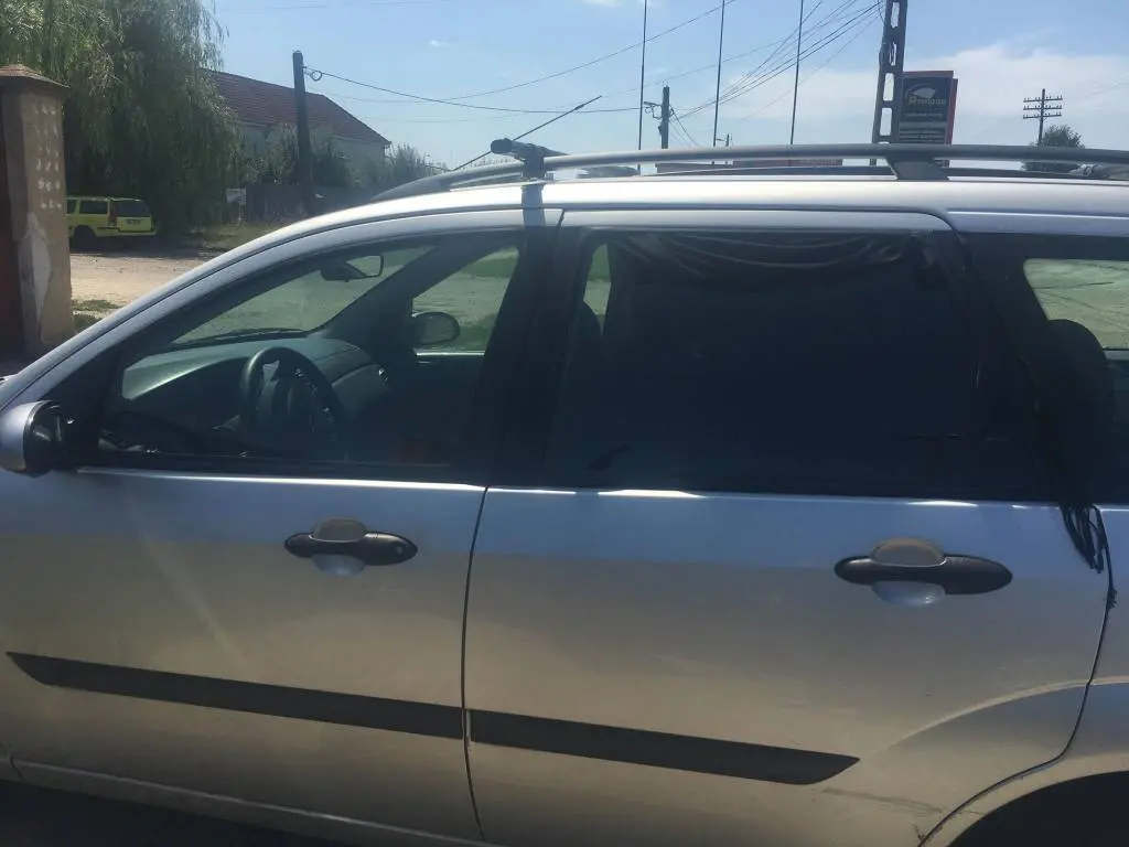 Fiica MONSTRULUI GHEORGHE DINCĂ zice că nu ținea legătura cu tatăl său, dar acum doi ani avea DOMICILIUL OFICIAL în Caracal, pe strada Craiovei nr. 169: CASA GROAZEI. Acum, „doamna Daniela are sute de proprietăți” - iar cea de la intrarea în Ineu pare ceva DIN ACELAȘI FILM cu PROXENEȚI [FOTO / VIDEO]