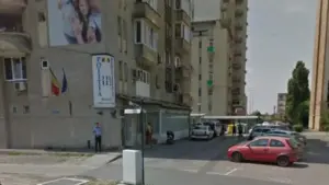 a fost ținută cu forța