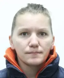 manghera ionela (29 de ani)