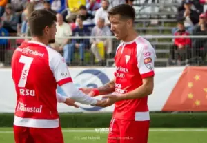 uta joacă un amical-test cu păulișana