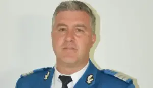 gest umanitar asortat la respectul
