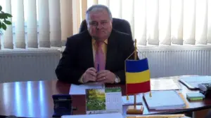 primarul din apateu are