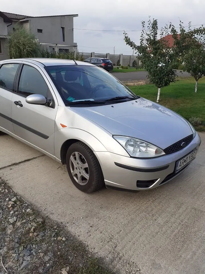 Candidata USR-PLUS pentru funcția de primar al comunei Livada a lovit o minoră cu mașina și a fugit de la locul accidentului