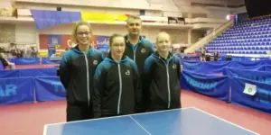 au început campionatele pe echipe