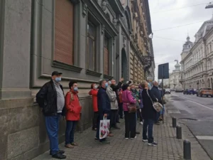 niște masochiști