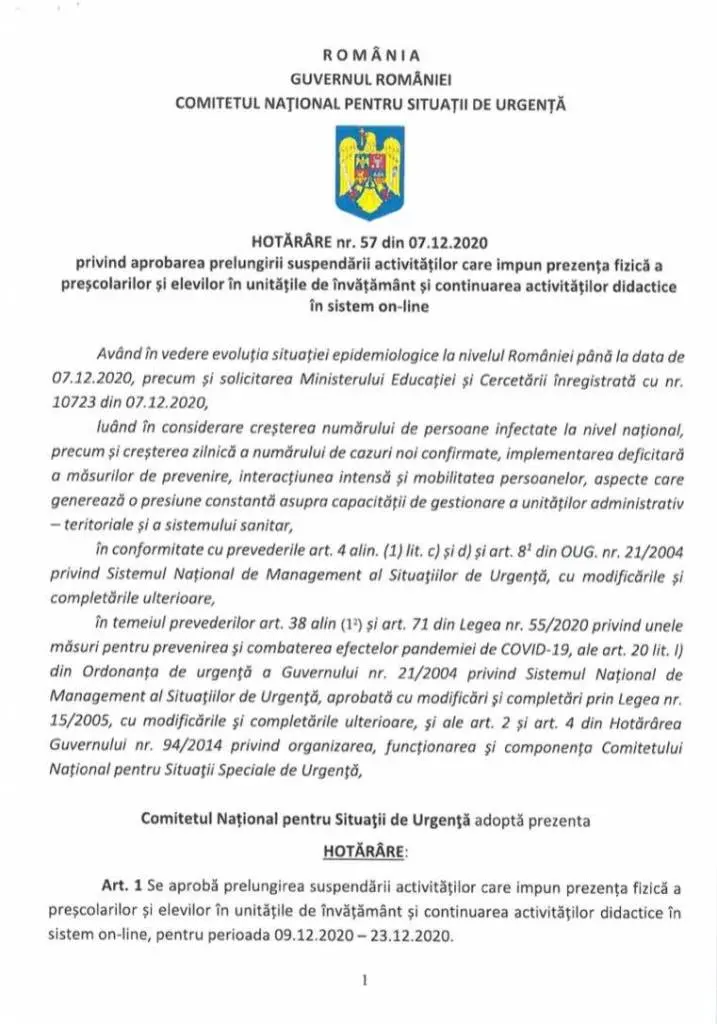 Elevii continuă activitățile exclusiv online până în 23 decembrie când intră în vacanța de iarnă [VEZI HOTĂRÂREA]