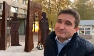 bibi - al patrulea corifeu