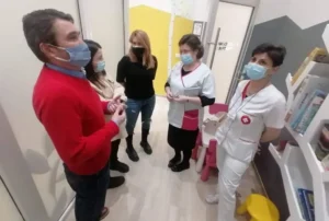 cetatea voluntarilor” reabilitează secția pediatrie