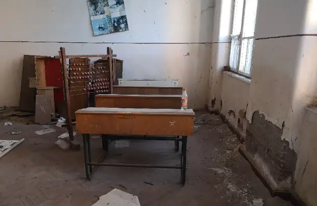 Asociația „Gai cartierul nostru” vrea să SALVEZE clădirea fostei „Generală 10”, care încă poartă numele BARONULUI! [VIDEO]