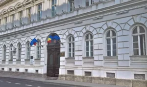 fiindcă rata oficială este de 3