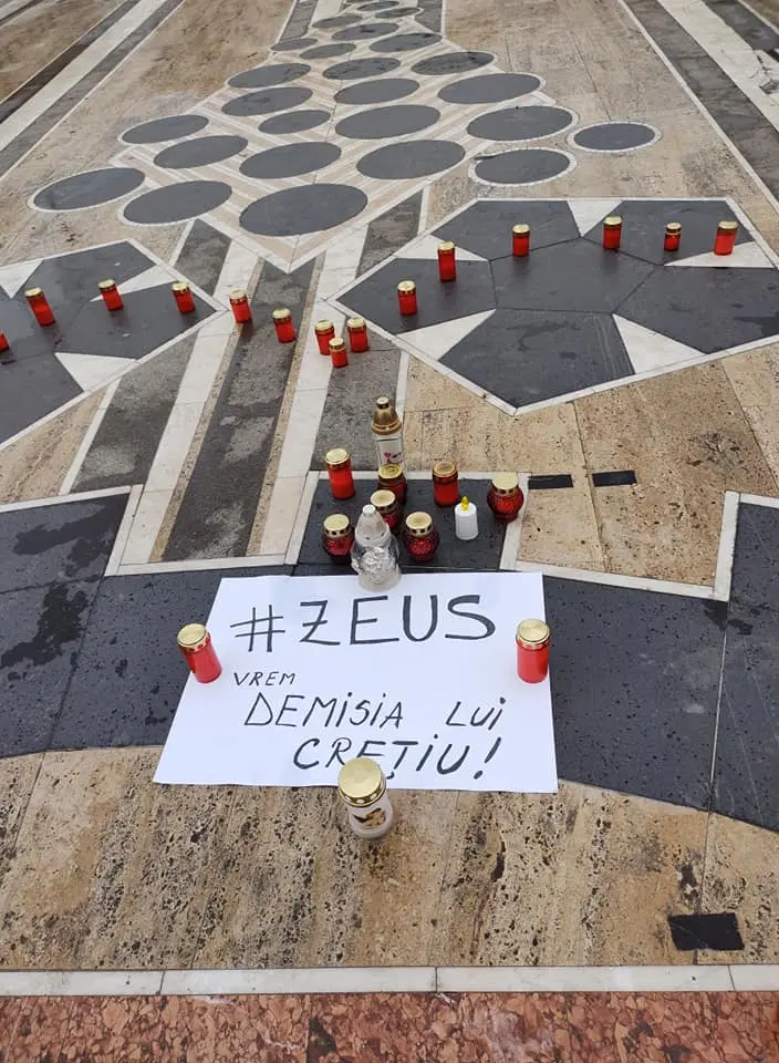 [ACTUALIZARE 2] NESIMȚIREA AGRESIVĂ a „famigliei” Crețiu, jucăriile furate ale câinelui-martir Zeus și alte porcării securistoide în derulare... ca prefață la întâlnirea de luni, cu primarul Bibarț, pe această temă