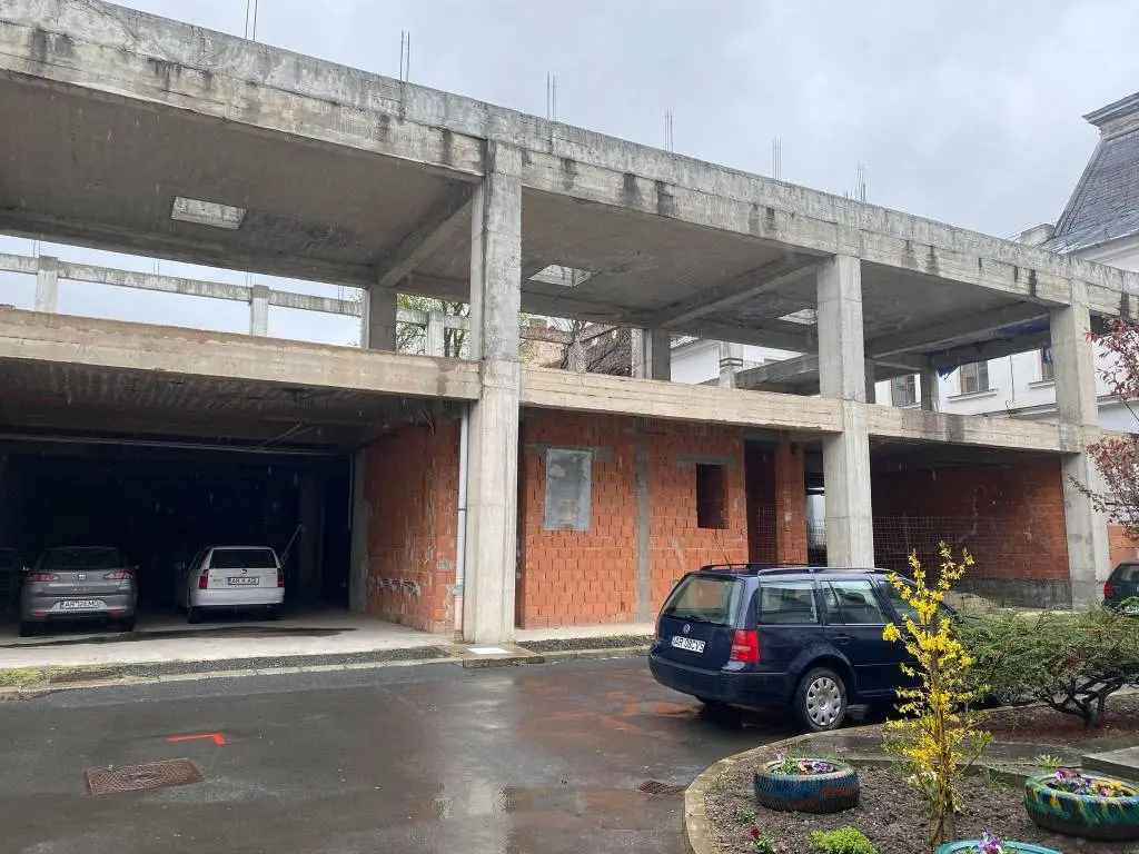 Când nu există viziune și soluții, decizi din pix „reorganizarea rețelei școlare din municipiu și județ” (1) [GALERIE FOTO]