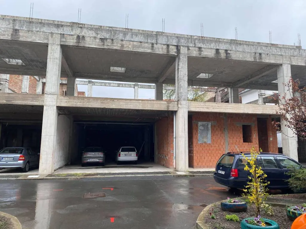 Când nu există viziune și soluții, decizi din pix „reorganizarea rețelei școlare din municipiu și județ” (1) [GALERIE FOTO]