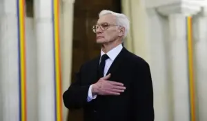 alături de fratele octav bjoza