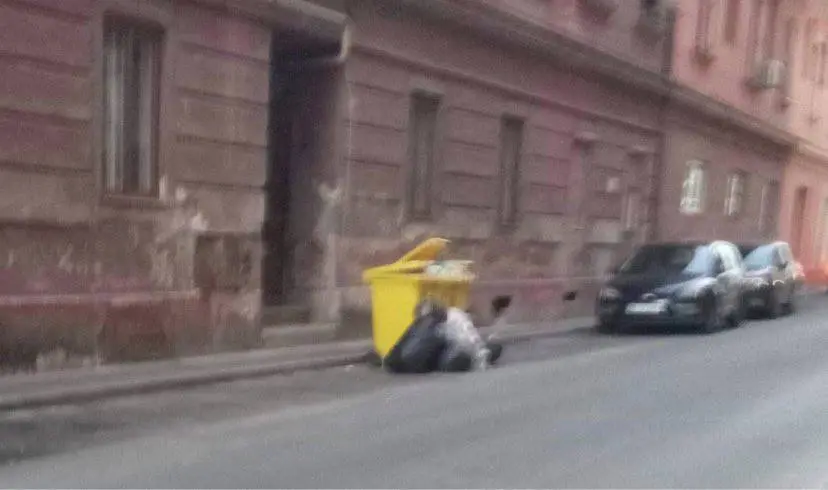 [ACTUALIZARE] RETIM s-a supărat pe noi și ne ceartă că nu i-am cerut un punct de vedere oficial cu privire la gunoiul din buricul târgului [FOTO]