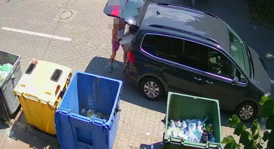 Avem primele „victime” ale monitorizării video a platformelor gospodărești. Dar „monitorizarea” activității operatorului la stația de sortare când se va implementa?