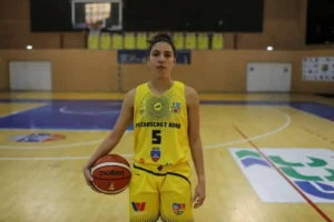 veatriki akathiotou