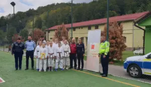 polițiștii arădeni țin cursuri despre