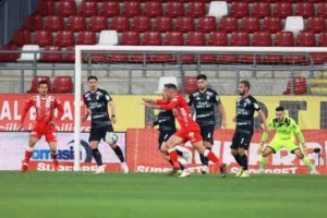 uta - chindia 0-2. balint